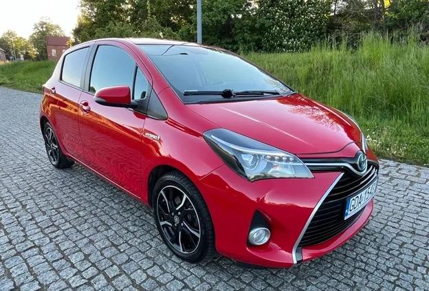 Toyota Yaris cena 49900 przebieg: 94400, rok produkcji 2015 z Nowy Wiśnicz małe 121